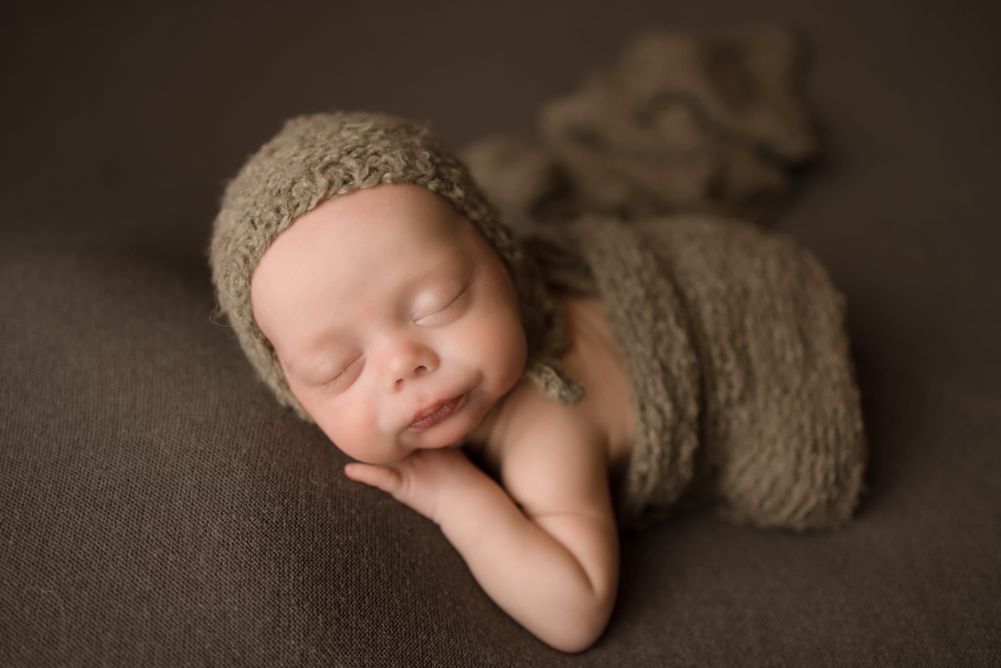 Behind the Lens: Katie’s Quiet Vision – Capturing the Essence of Newborn Triplets