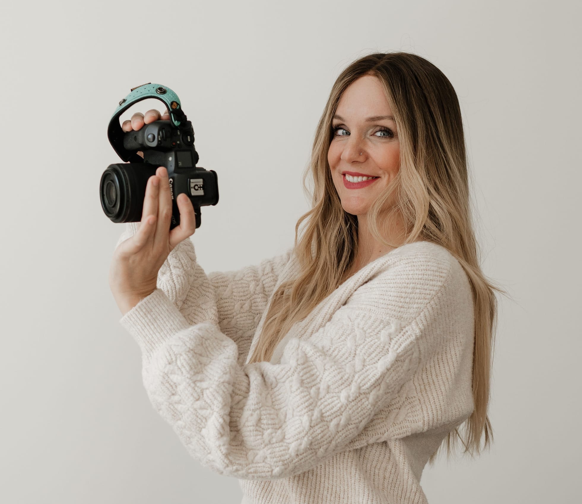 Behind the Lens: Katie’s Quiet Vision – Capturing the Essence of Newborn Triplets