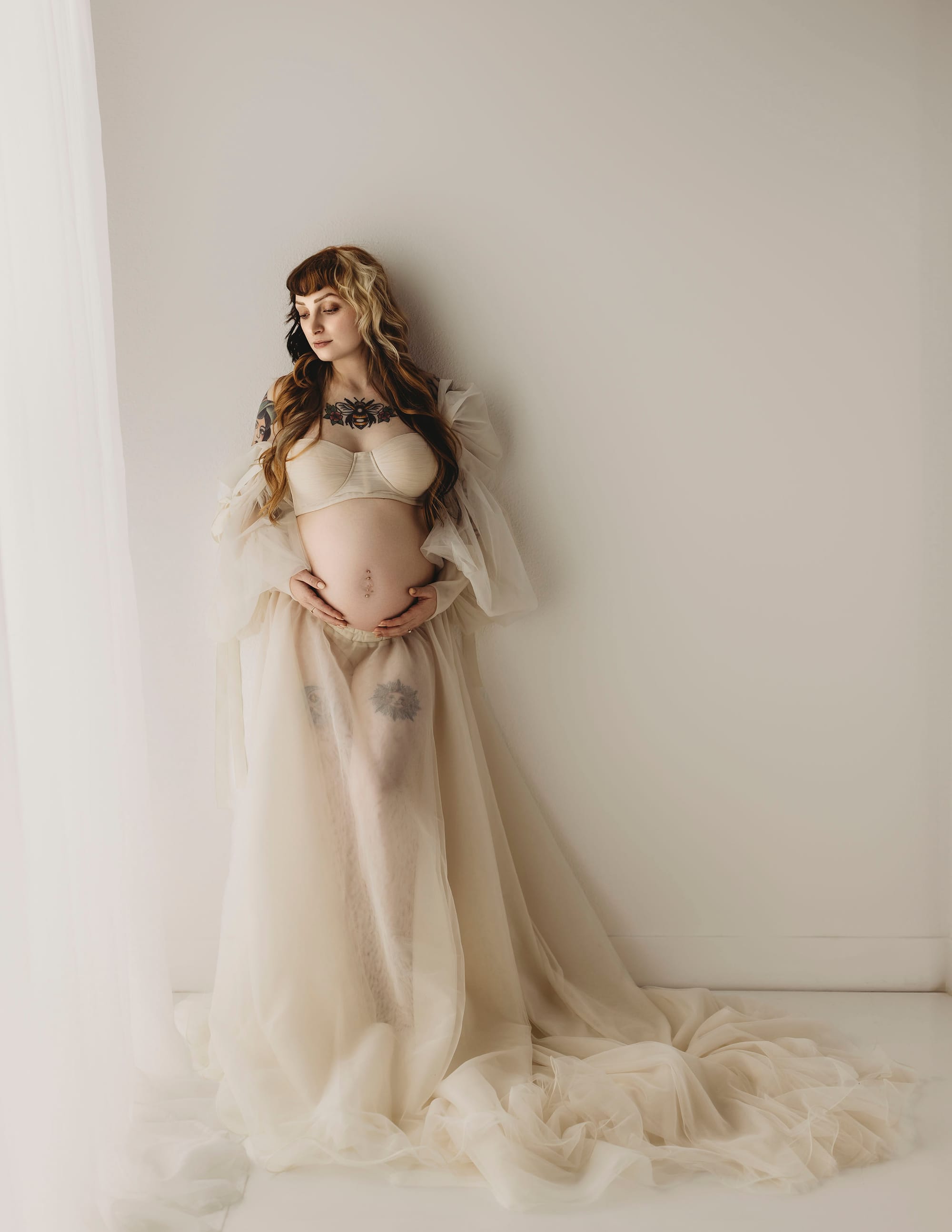 Behind the Lens: Intimate. Bold. Beautiful: Ashlee’s Vision for Modern Maternity Photography
