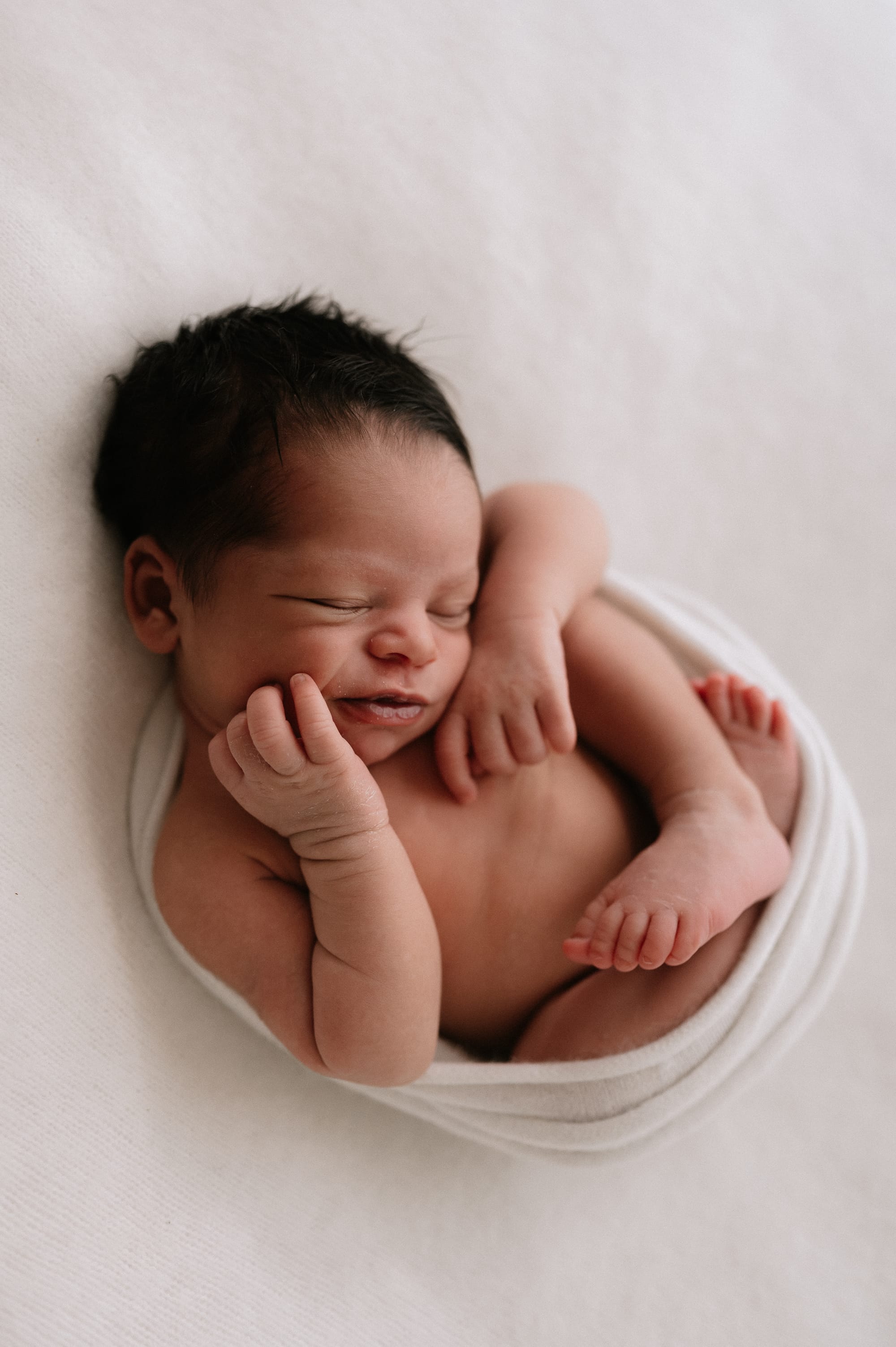 Behind the Lens: First Cries, Gentle Light & the Art of Holding Time by Lucy Rose on Photographing Newborns in Their Earliest, Purest Days
