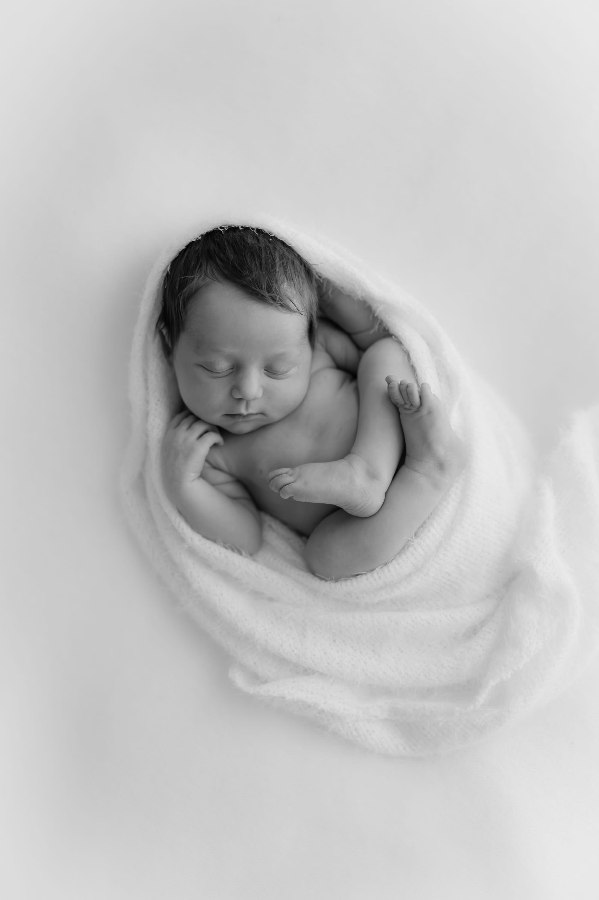 Behind the Lens: First Cries, Gentle Light & the Art of Holding Time by Lucy Rose on Photographing Newborns in Their Earliest, Purest Days