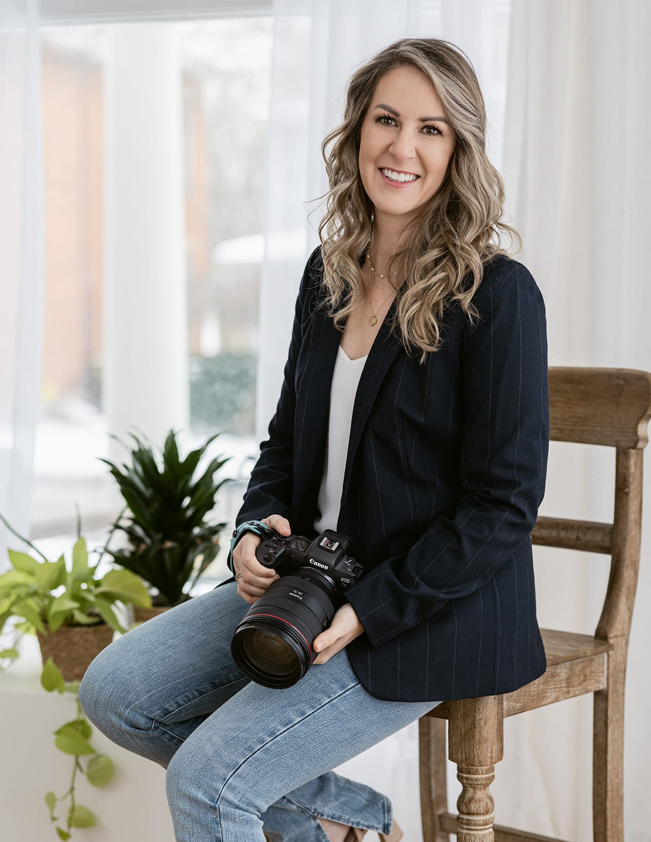 Behind the Lens: Four Little Hearts, One Unforgettable Moment:Lisa Cory on the Art of Capturing Quadruplets in Their Most Precious Days