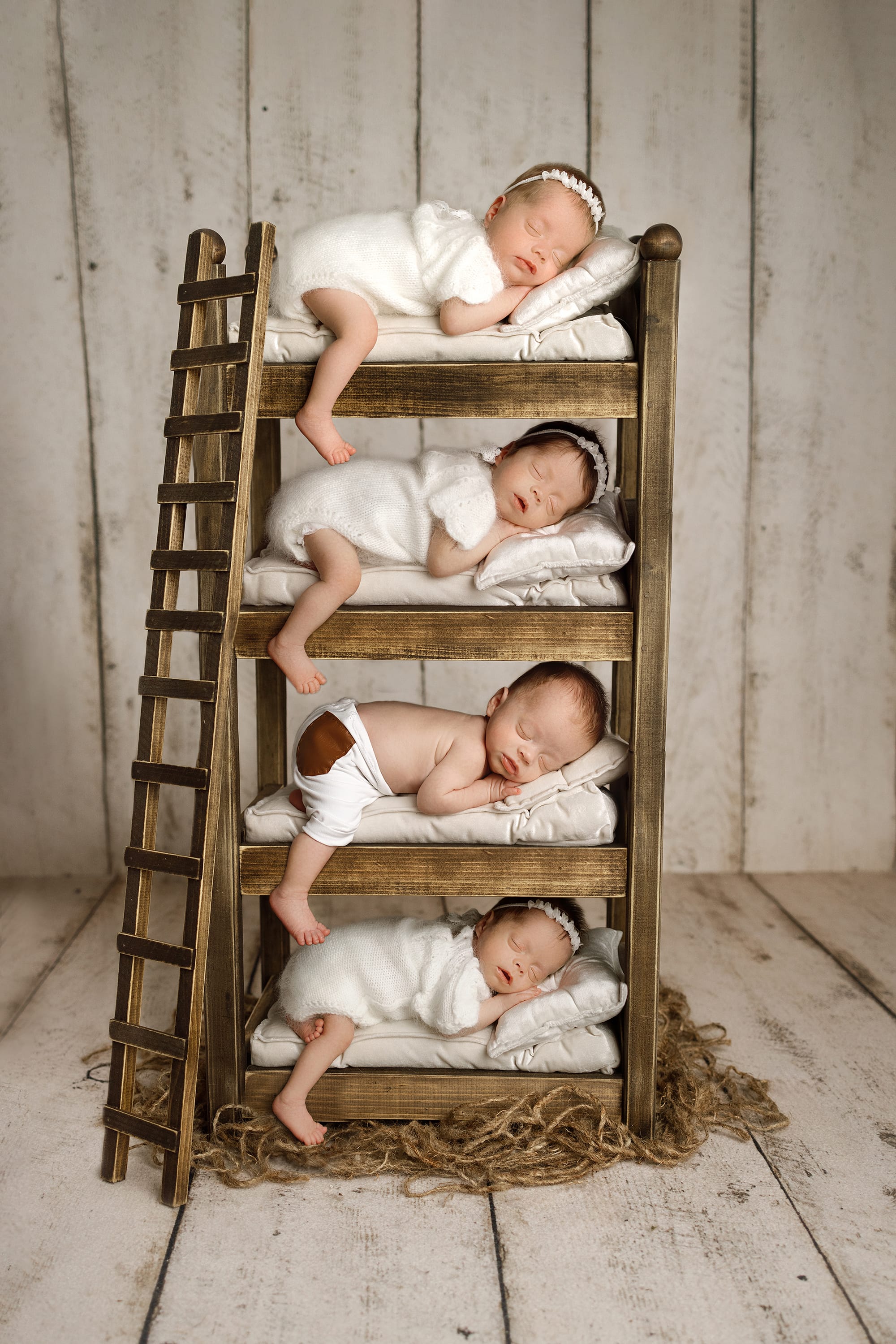 Behind the Lens: Four Little Hearts, One Unforgettable Moment:Lisa Cory on the Art of Capturing Quadruplets in Their Most Precious Days